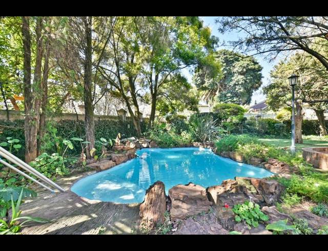 3 BEDROOM HOUSE FOR SALE IN FERNDALE